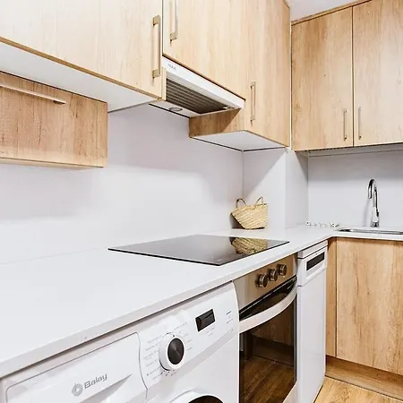 Edelweiss Wifi 5 Pax Acogedora Apartamento