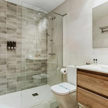 Edelweiss Wifi 5 Pax Acogedora Apartment *